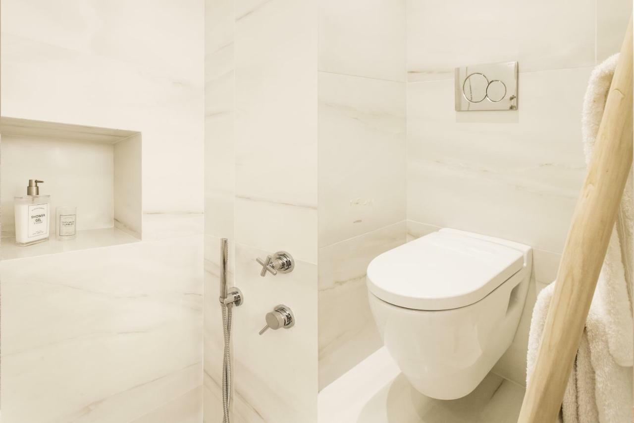 *** Boutique Syntagma W/ Plunge Pool *** Apartment