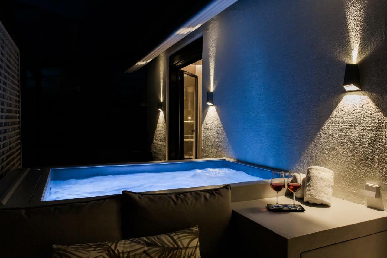 *** Boutique Syntagma W/ Plunge Pool *** Athens
